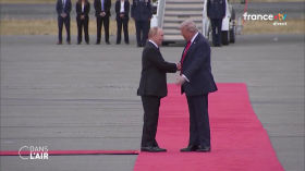 Rencontre Trump/Poutine : plus de questions que de réponses... - reportage #cdanslair 16.08.2025