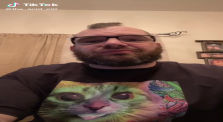 2020-12-05_@the_acid_cat_6902977128204225798